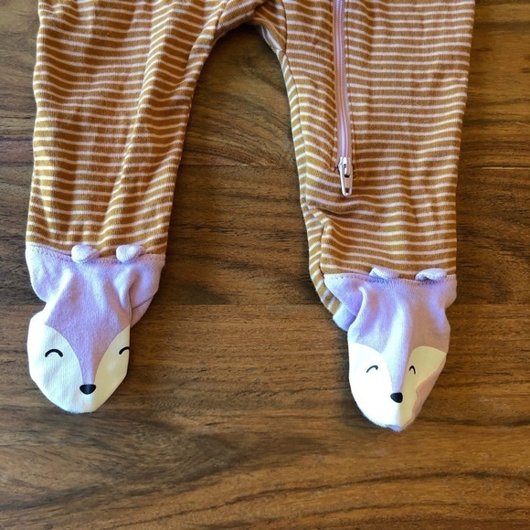 Old Navy Fox Feet Footies - Picture 2 of 5